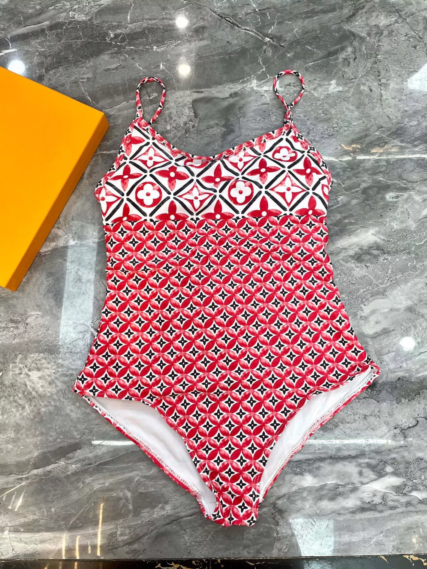 EasyMatch 4686 Louis Vuitton LV Bathing Suits For Women