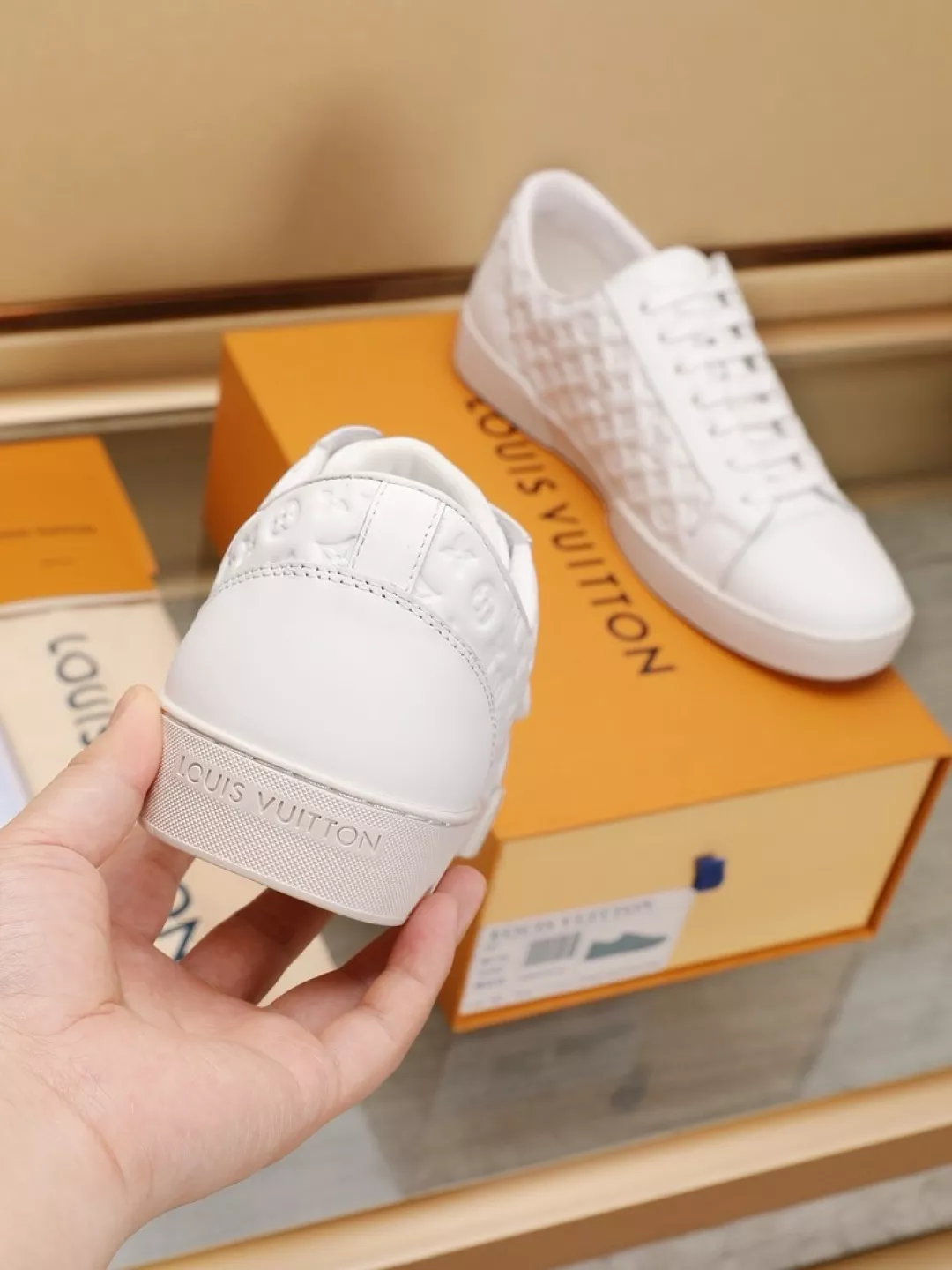 EasyMatch 4826 Louis Vuitton Casual Shoes For Men