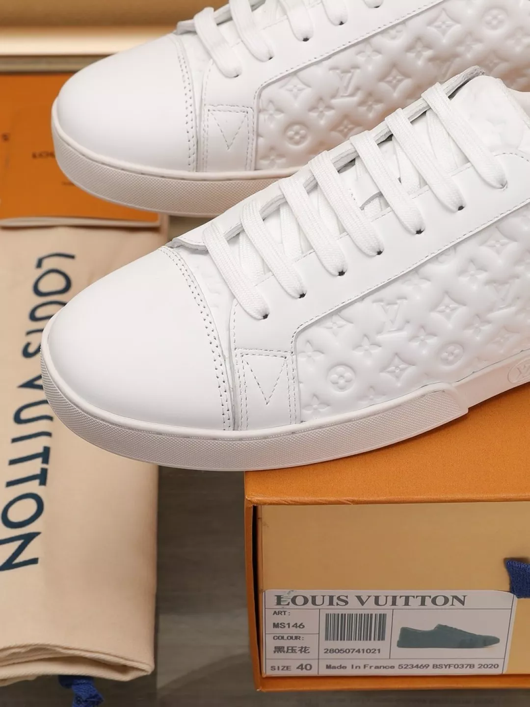 EasyMatch 4826 Louis Vuitton Casual Shoes For Men