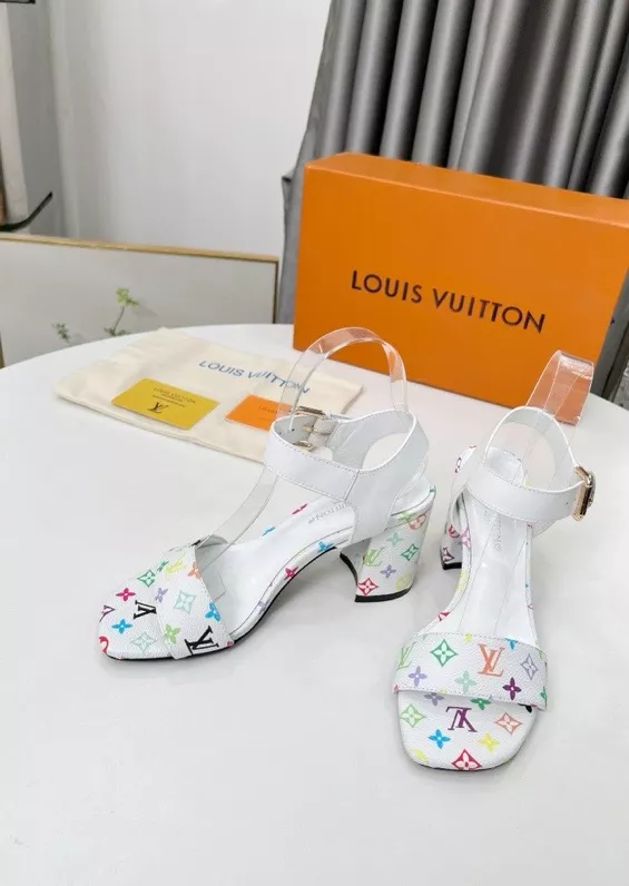 EasyMatch 4959 Louis Vuitton Sandal For Women