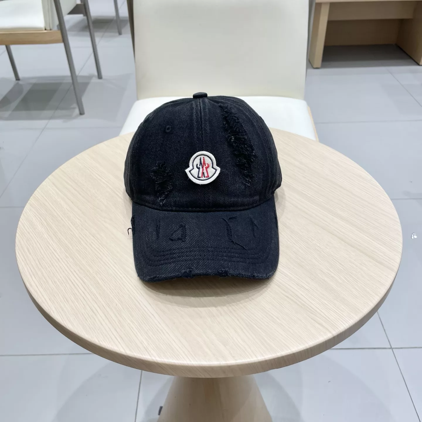 EasyMatch 502 Moncler Caps