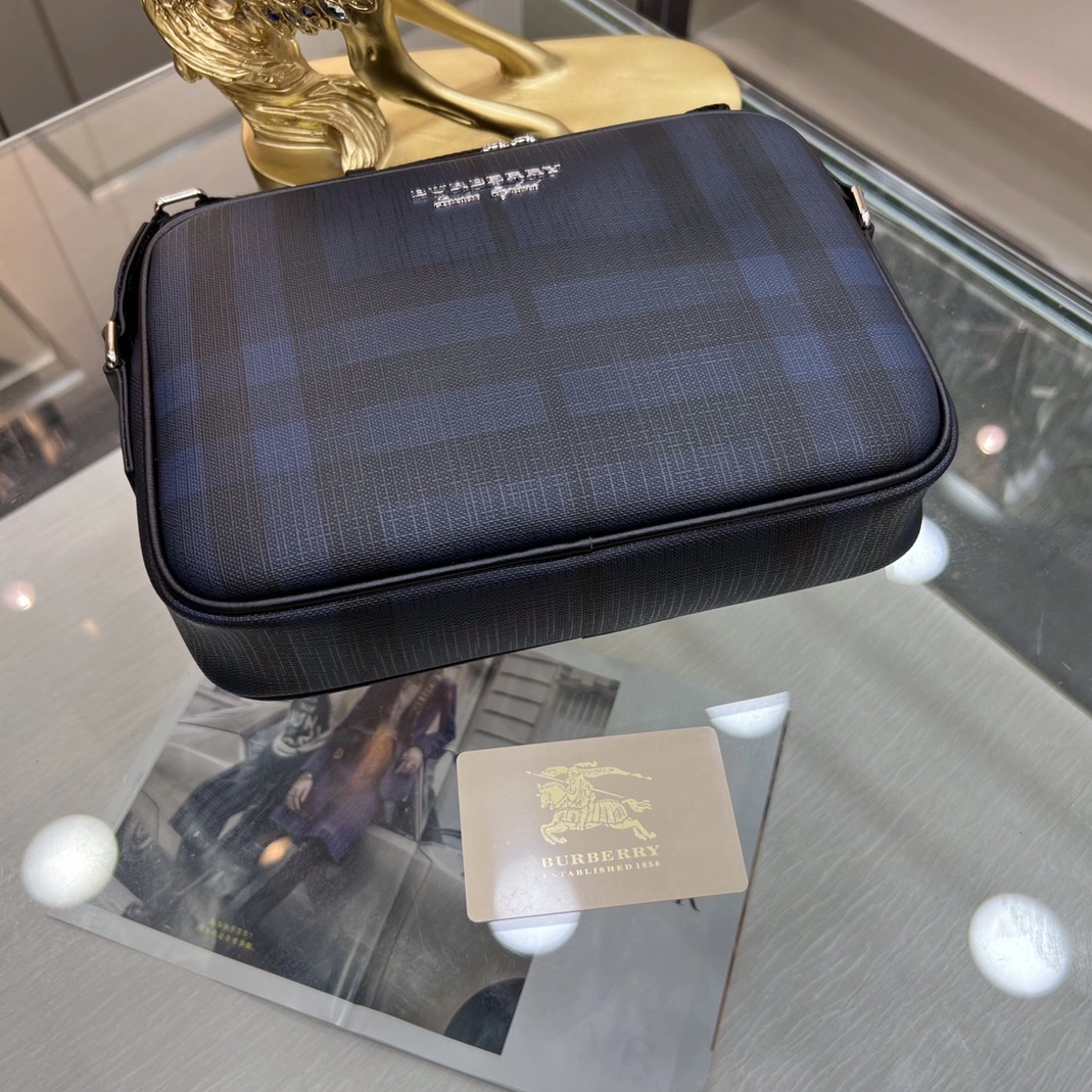 EasyMatch 5181 Burberry AAA Man Messenger Bags
