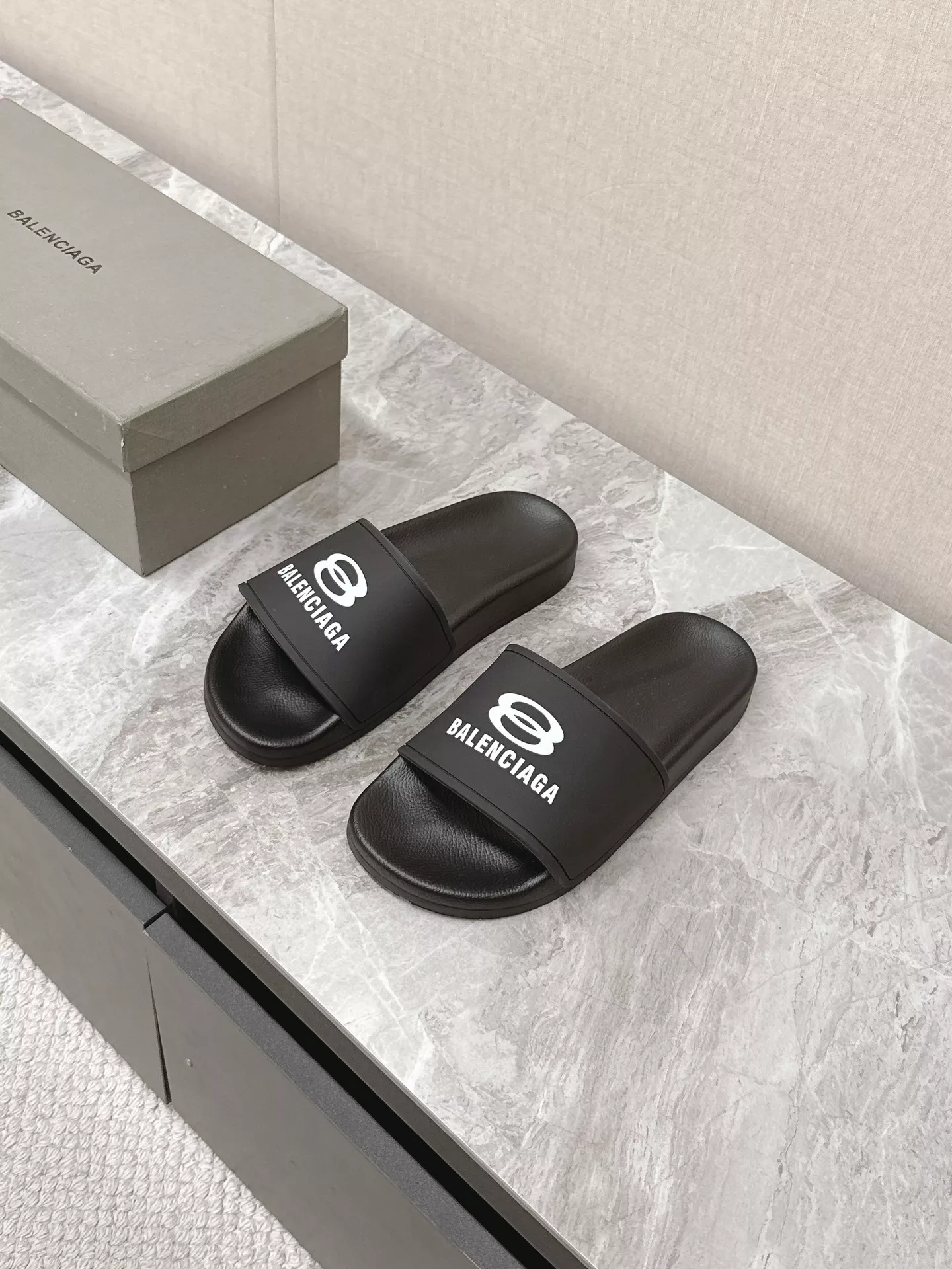 EasyMatch 5292 Balenciaga Slippers For Men