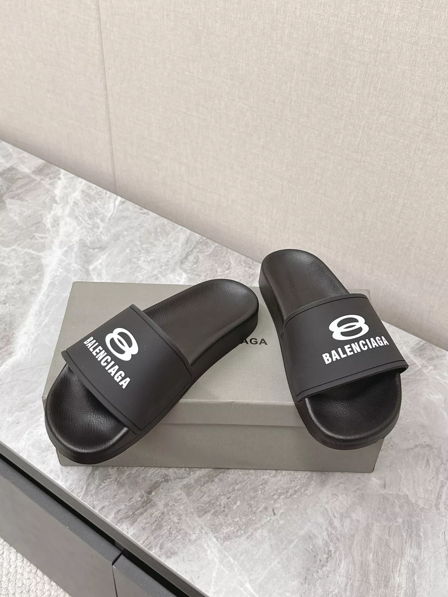 EasyMatch 5292 Balenciaga Slippers For Men