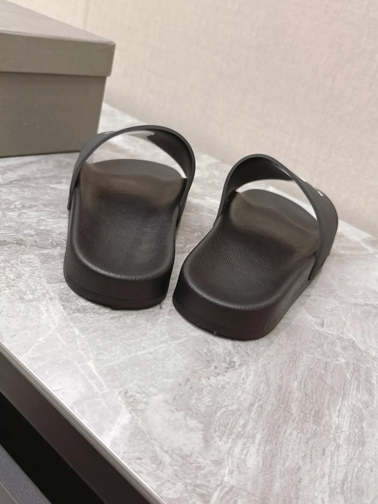 EasyMatch 5292 Balenciaga Slippers For Men