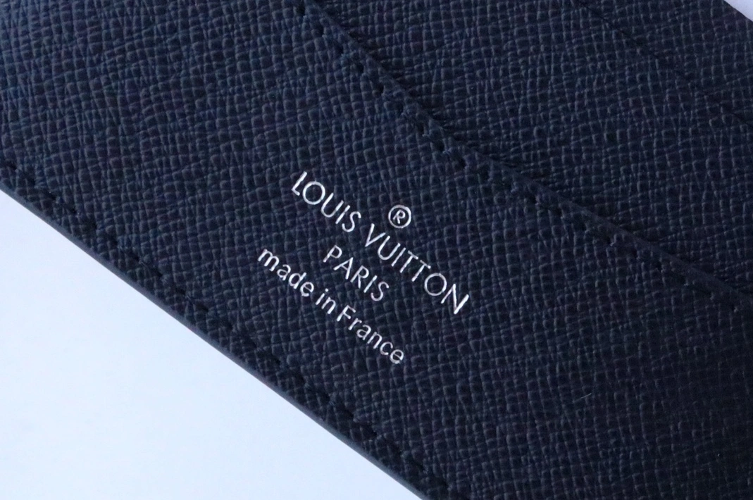 EasyMatch 5486 Louis Vuitton AAA Quality Wallets