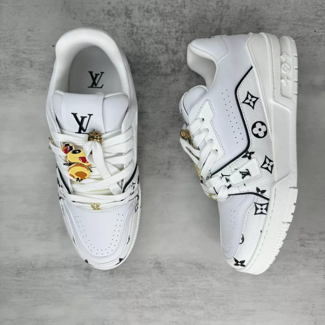 EasyMatch 572 Louis Vuitton Casual Shoes For Men