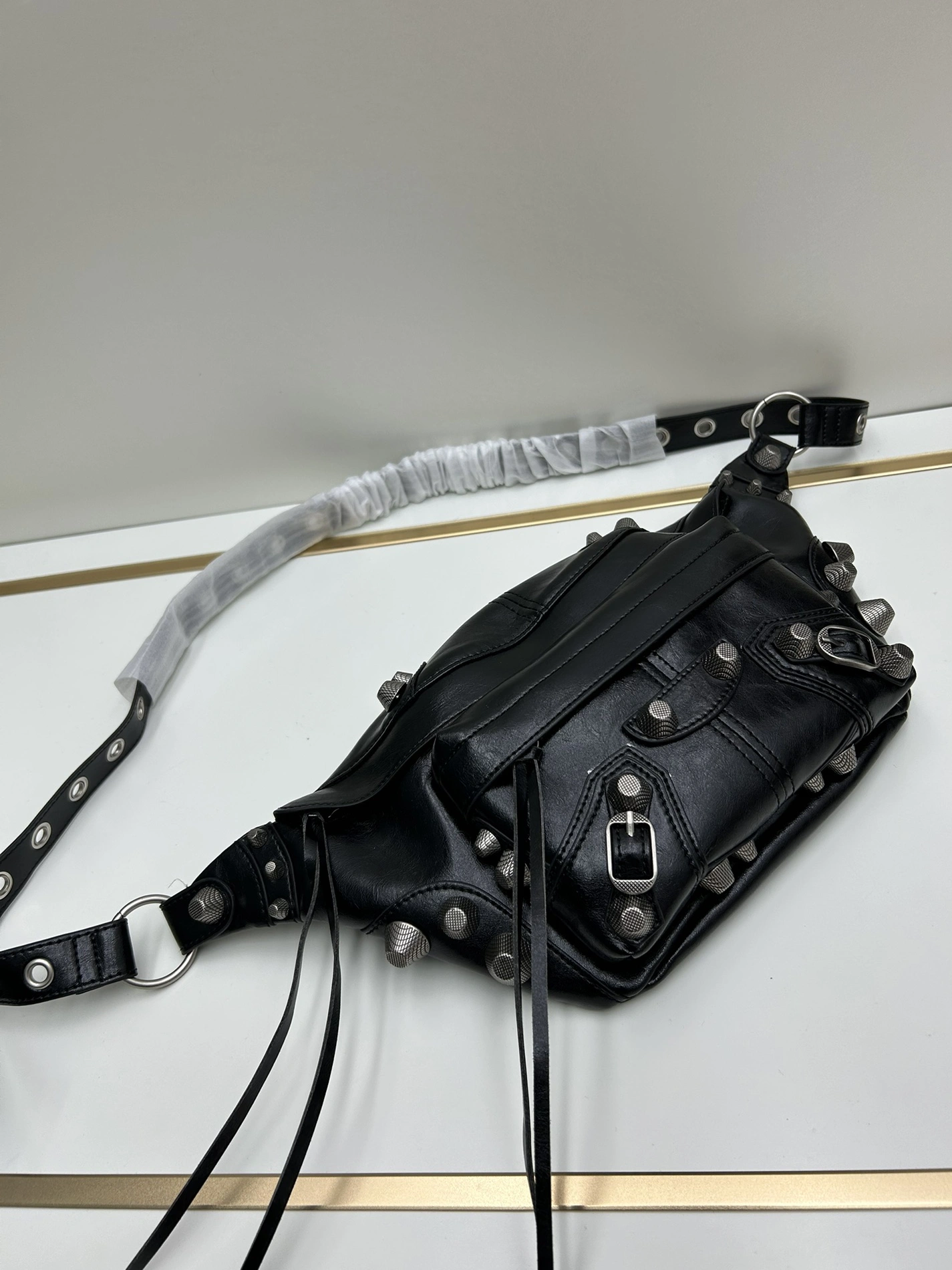 EasyMatch 5744 Balenciaga AAA Quality Belt Bags For Unisex