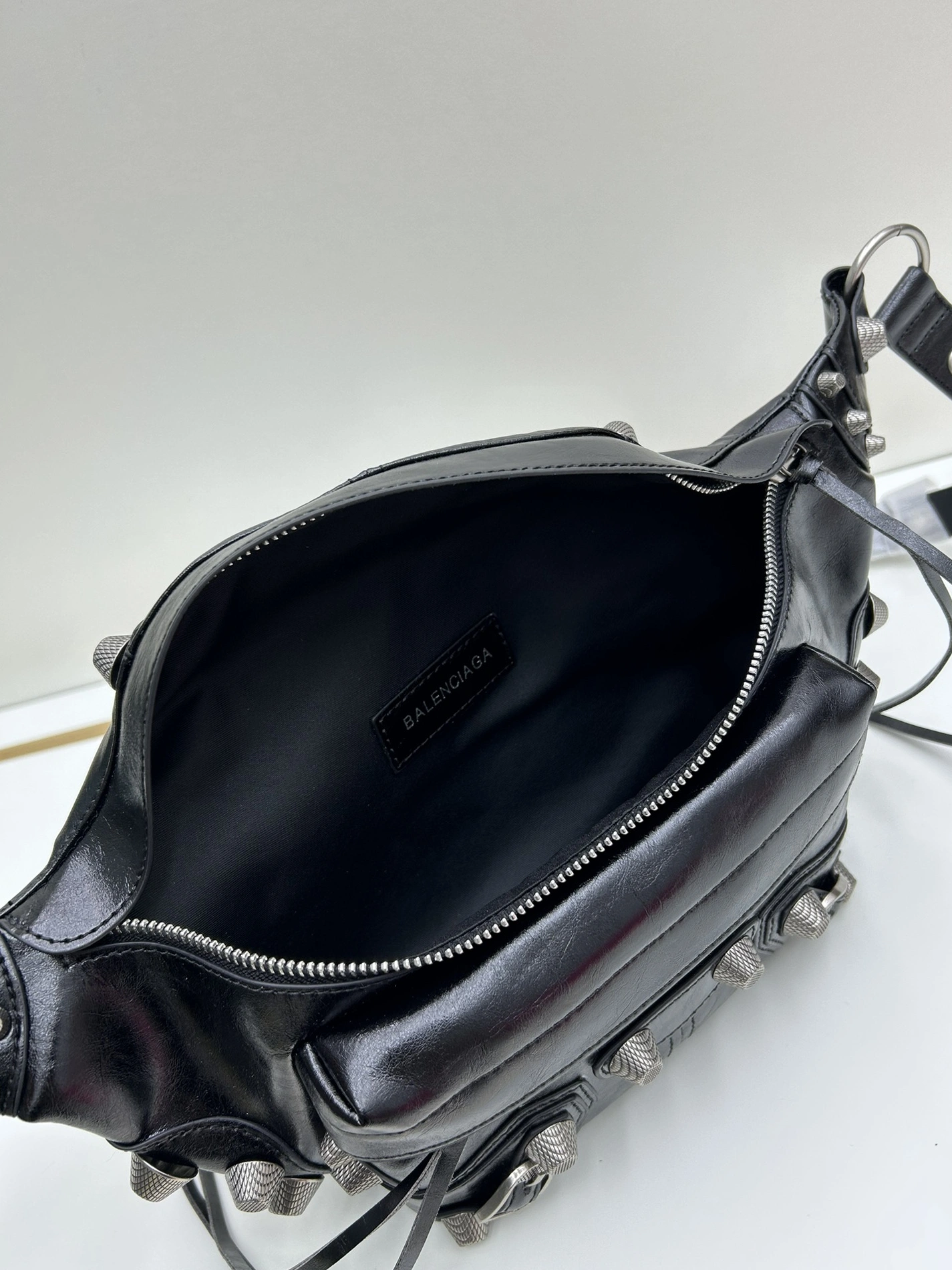 EasyMatch 5744 Balenciaga AAA Quality Belt Bags For Unisex