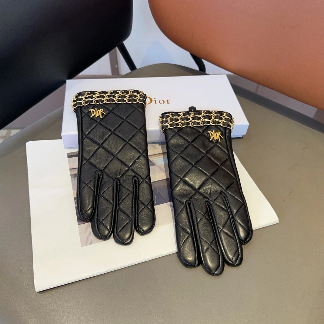 EasyMatch 6471 Christian Dior Gloves