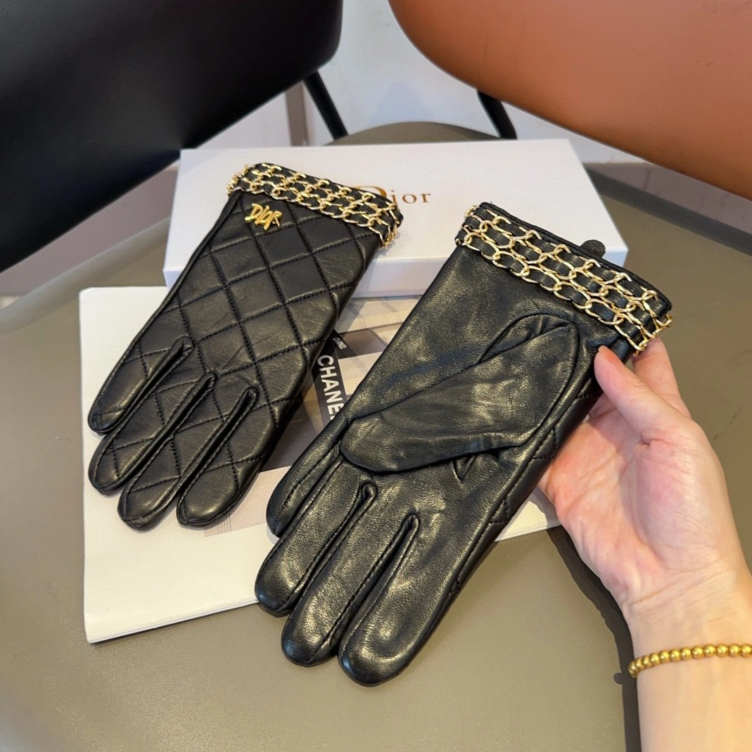 EasyMatch 6471 Christian Dior Gloves