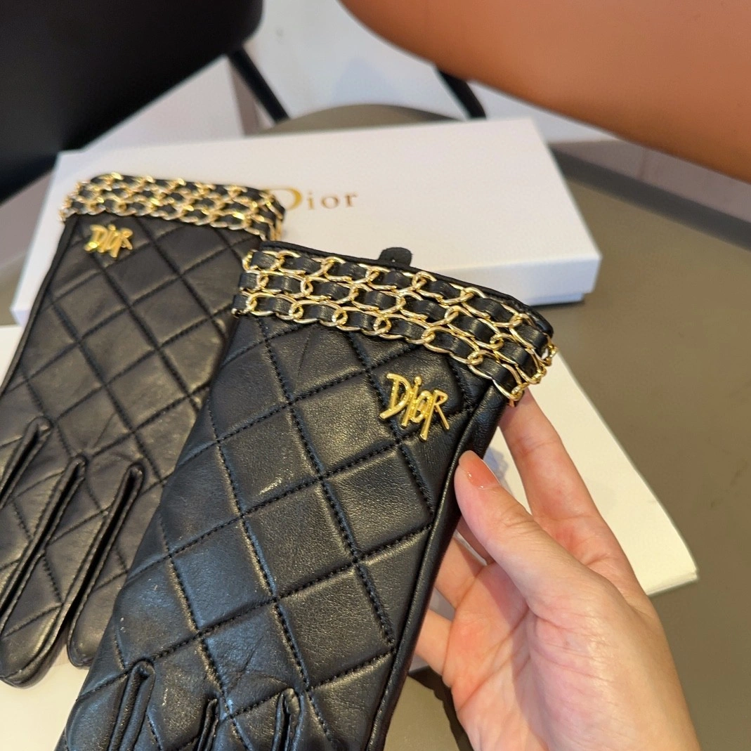 EasyMatch 6471 Christian Dior Gloves