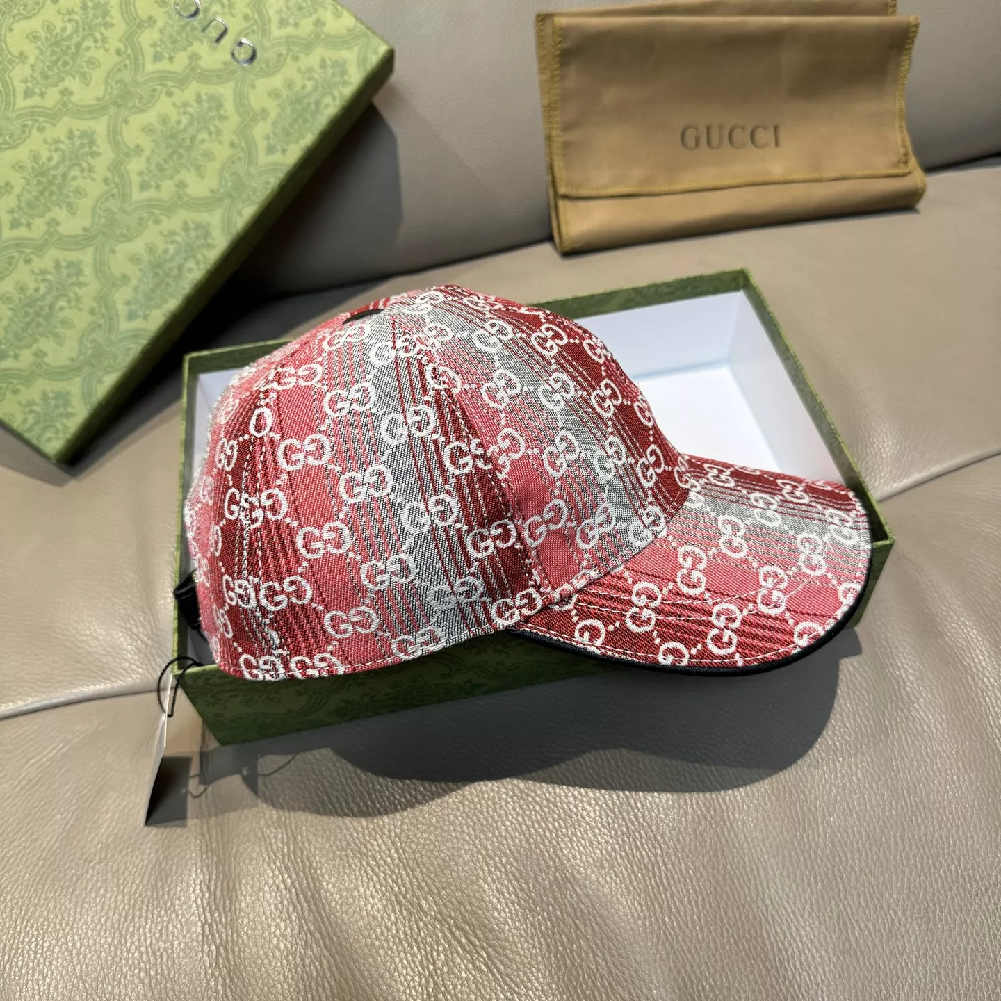 EasyMatch 6493 Gucci Caps