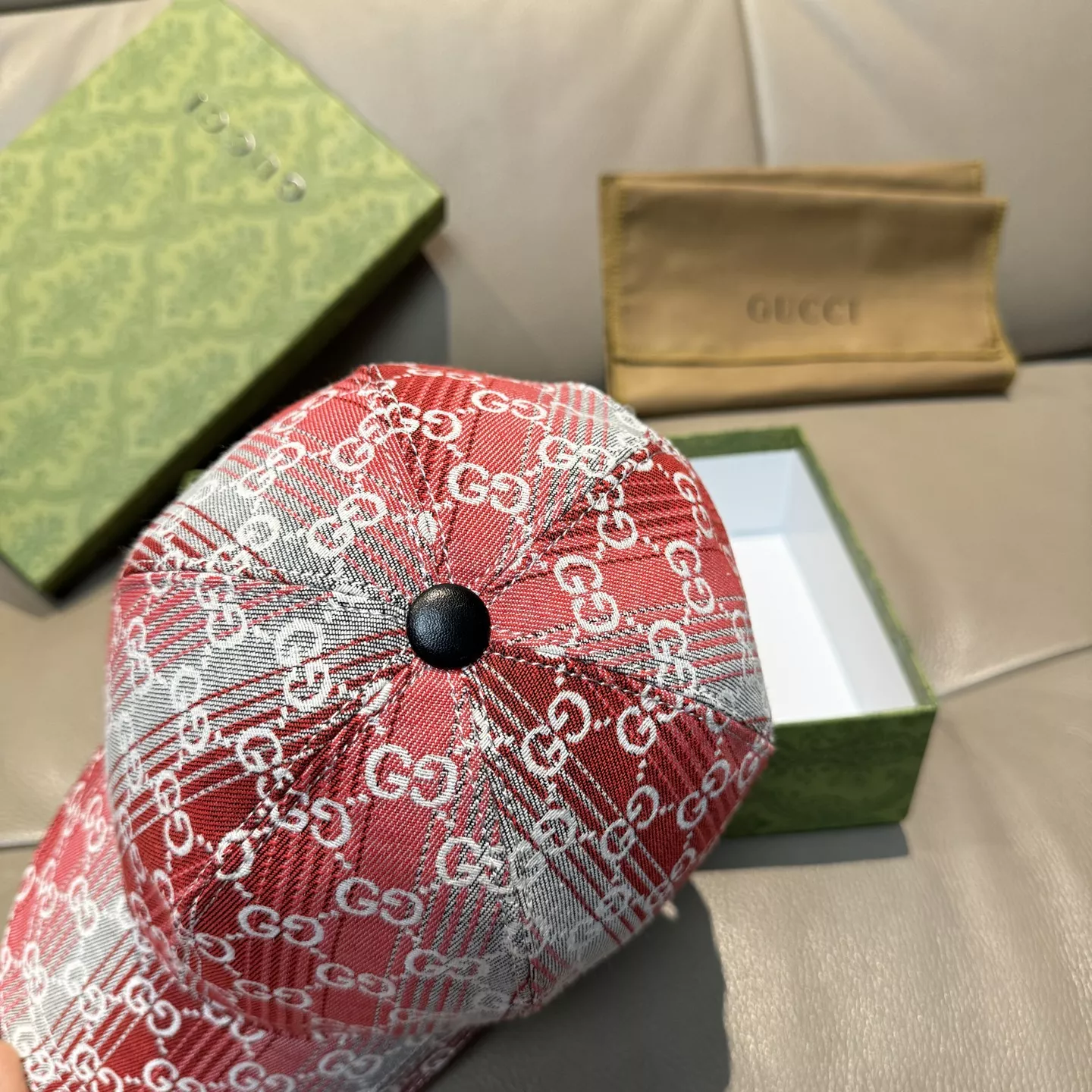 EasyMatch 6493 Gucci Caps