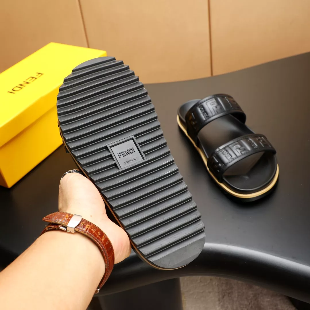 EasyMatch 6546 Fendi Slippers For Men