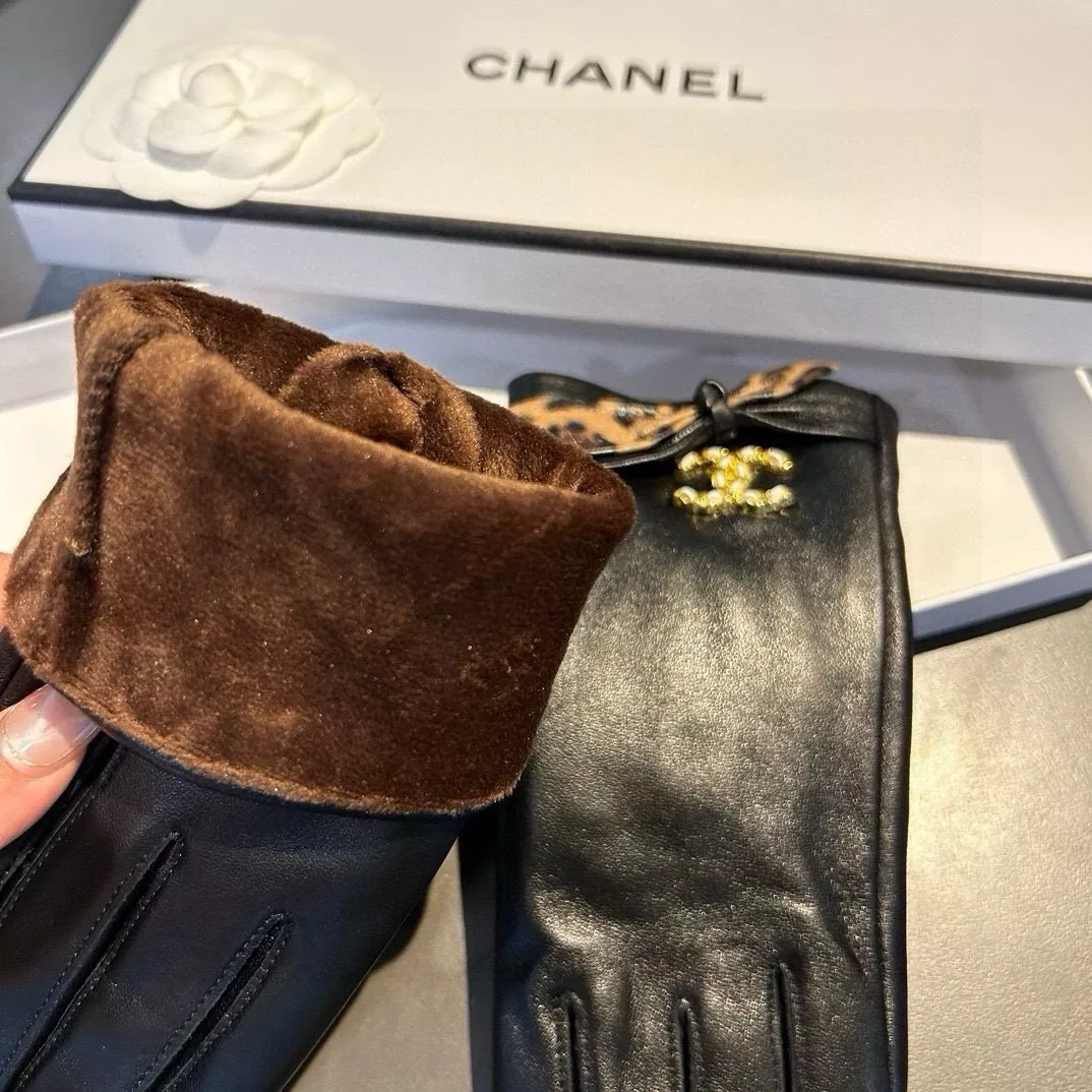 EasyMatch 6633 Chanel Gloves For Women