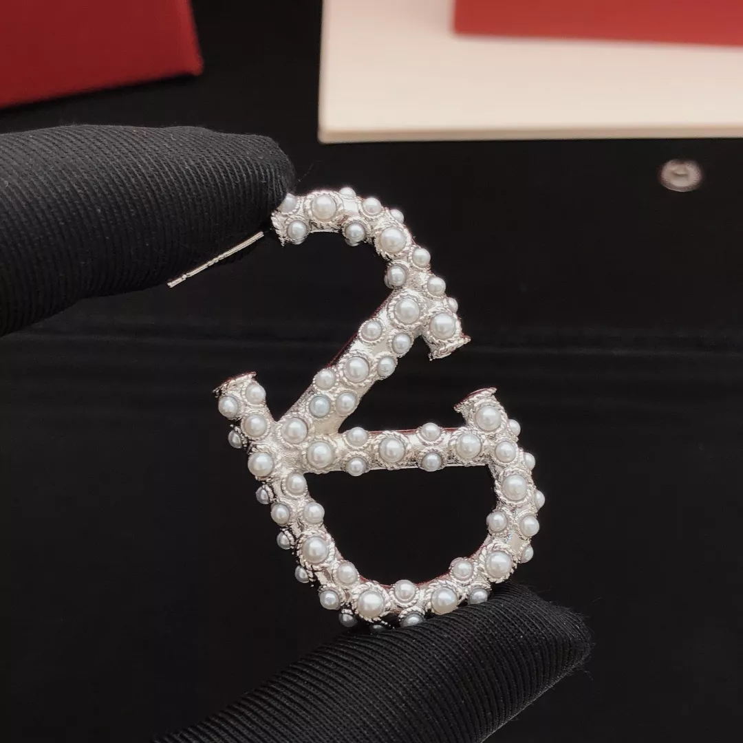 EasyMatch 672 Valentino Earrings For Women