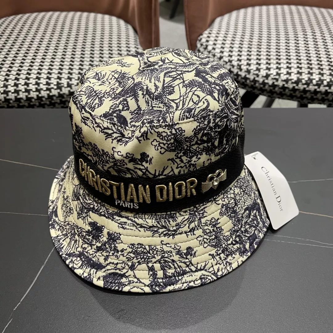 EasyMatch 6741 Christian Dior Caps