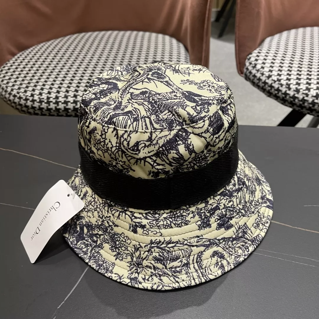 EasyMatch 6741 Christian Dior Caps