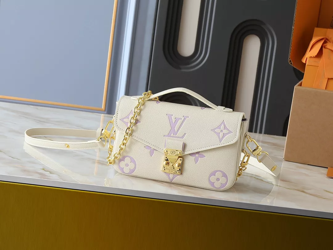 EasyMatch 6790 Louis Vuitton Messenger Bage For Women