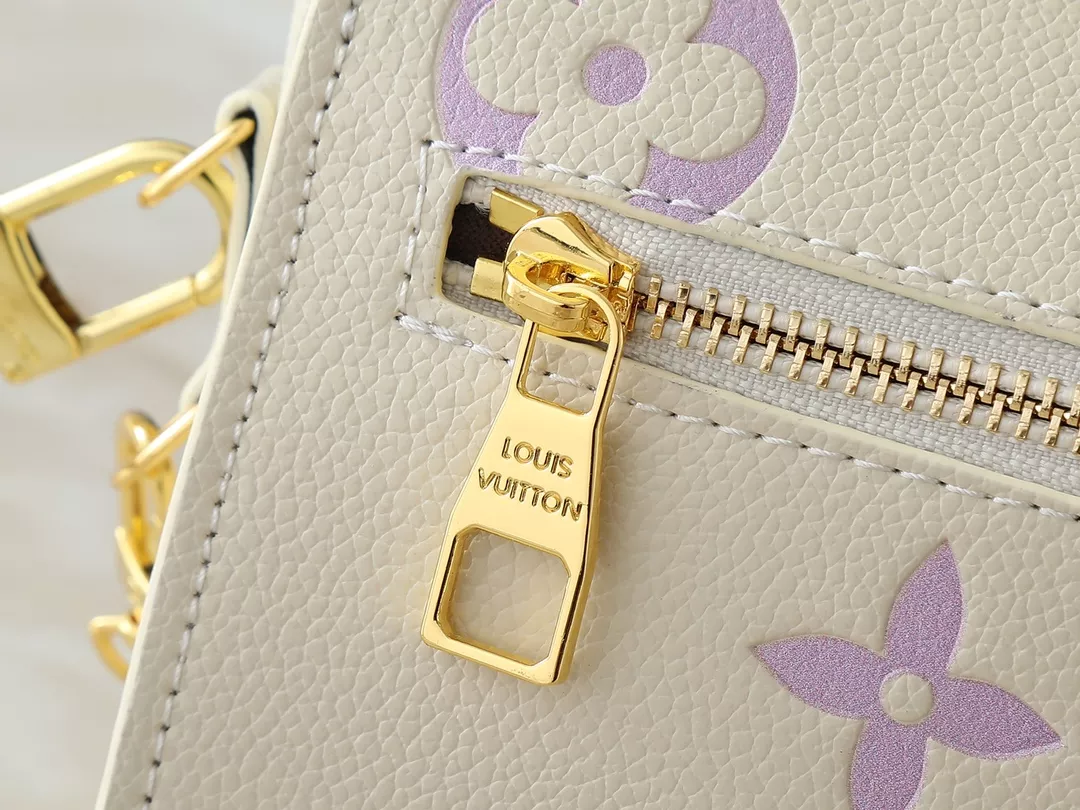 EasyMatch 6790 Louis Vuitton Messenger Bage For Women