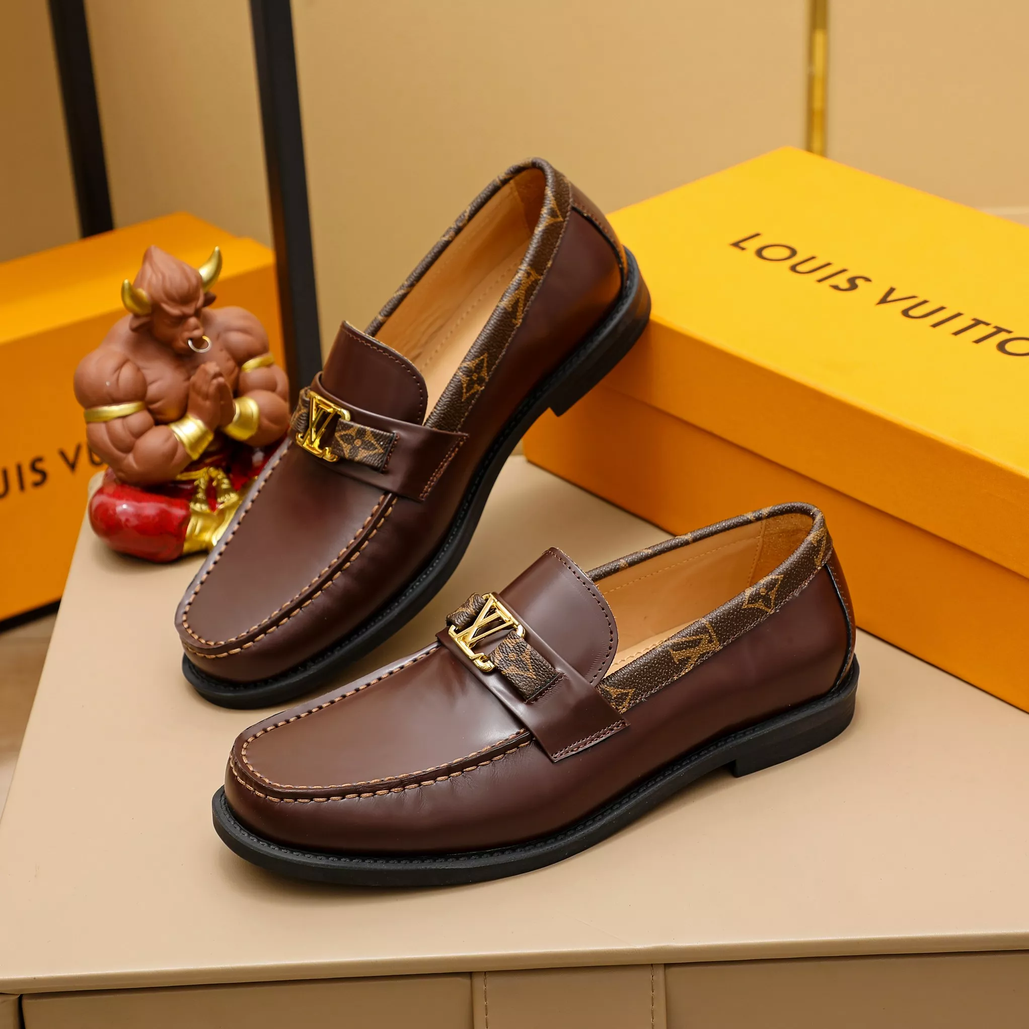EasyMatch 6986 Louis Vuitton LV Oxfords Shoes For Men