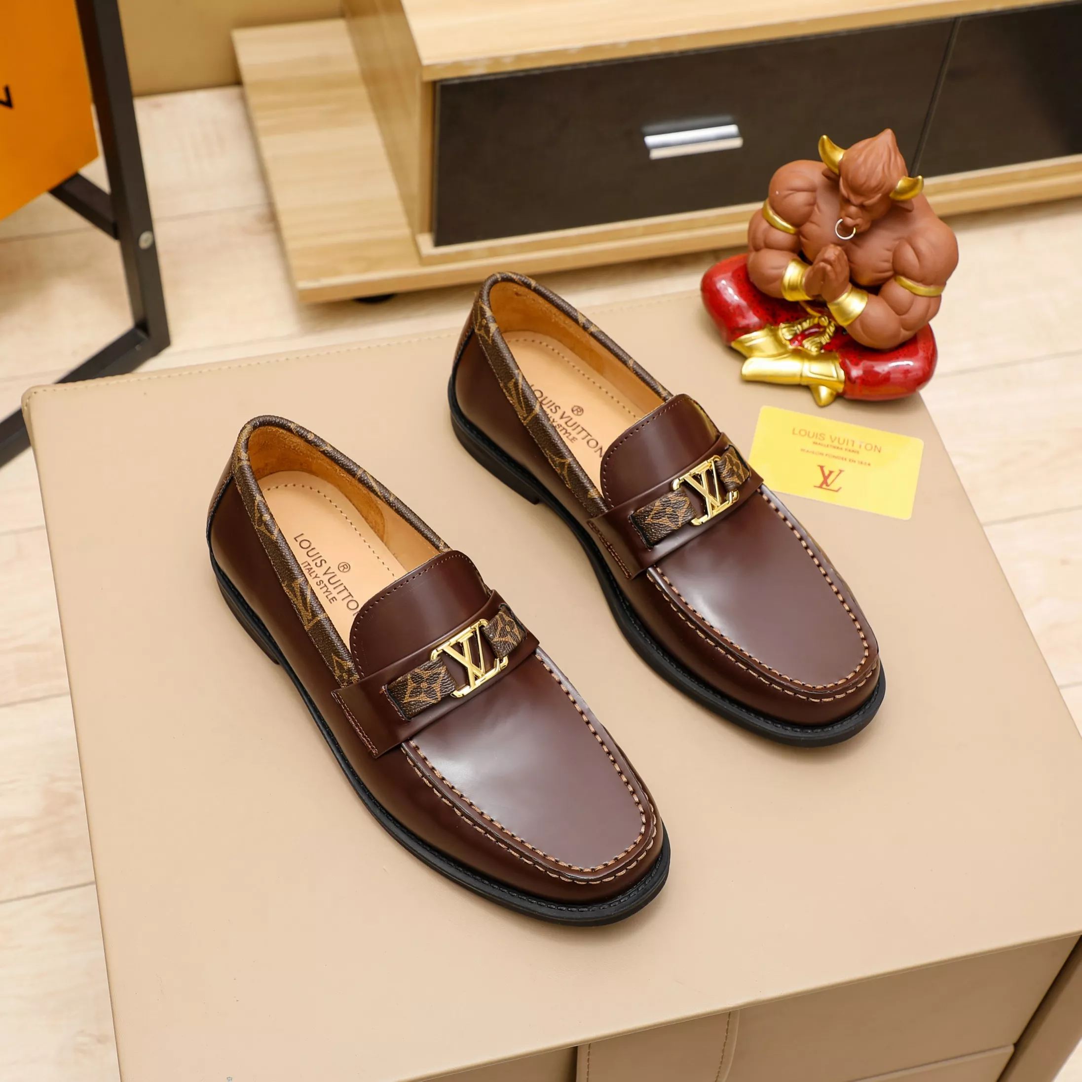 EasyMatch 6986 Louis Vuitton LV Oxfords Shoes For Men