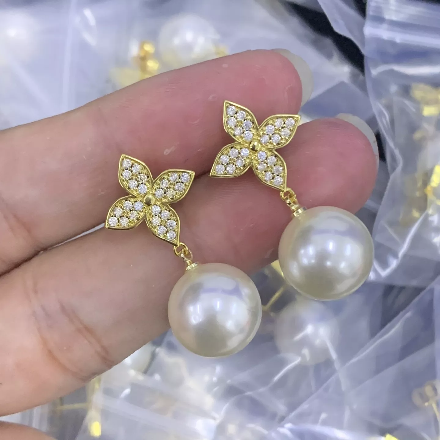 EasyMatch 6997 Louis Vuitton Earrings For Women