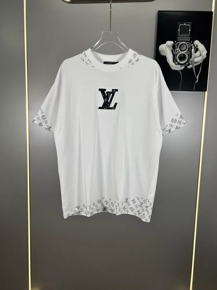 EasyMatch 7416 Louis Vuitton LV T-Shirts Short Sleeved For Unisex