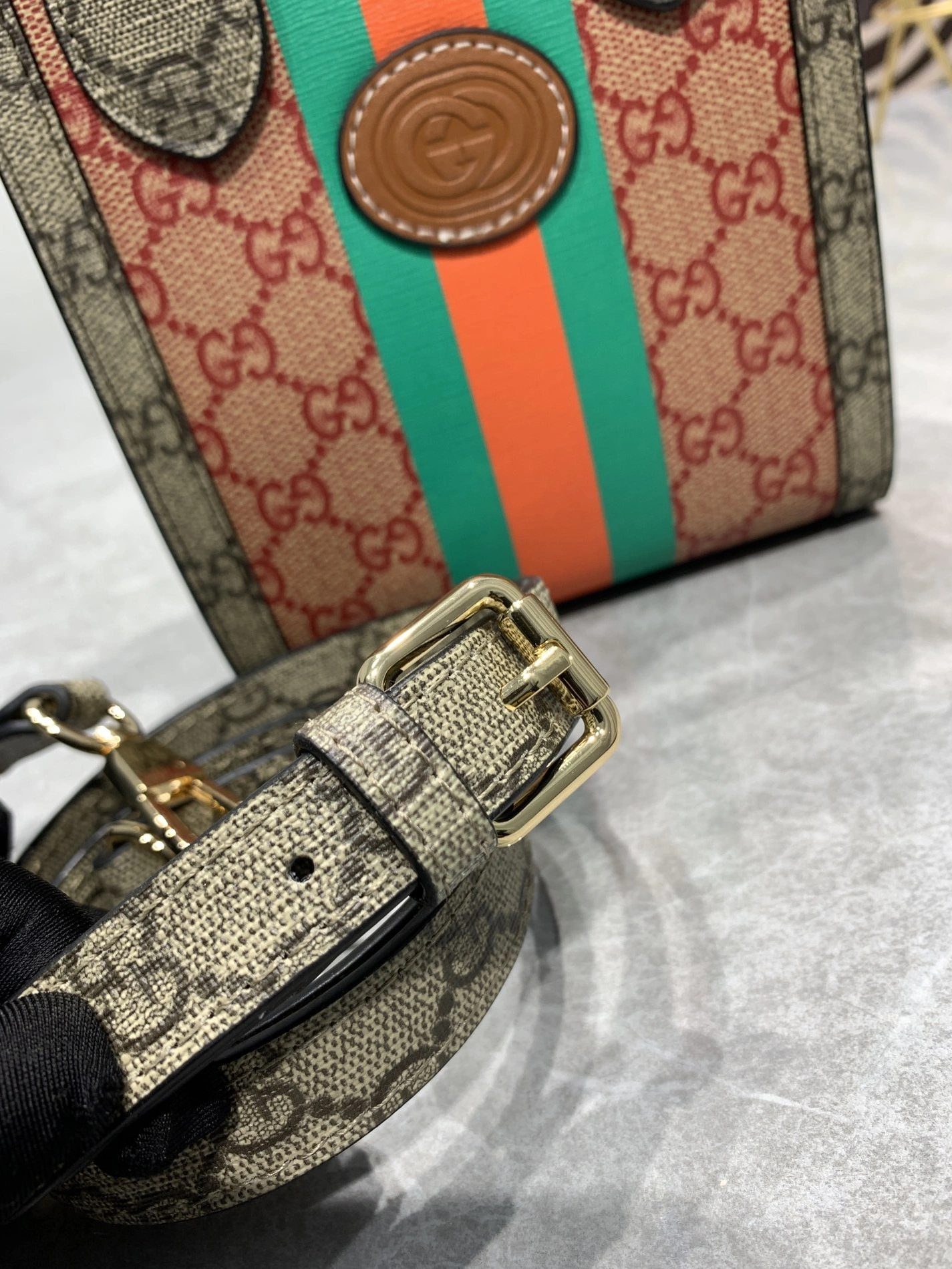 EasyMatch 7465 Gucci AAA Quality Handbags For Women