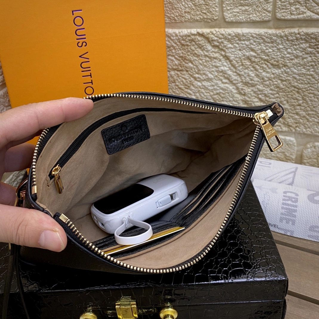 EasyMatch 7477 Louis Vuitton AAA Man Wallets