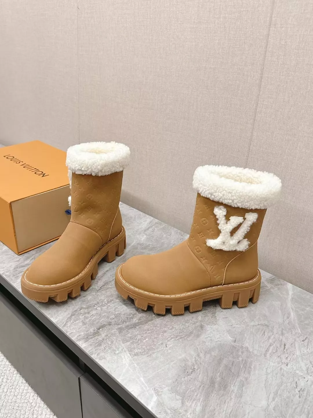 EasyMatch 7653 Louis Vuitton Boots For Women