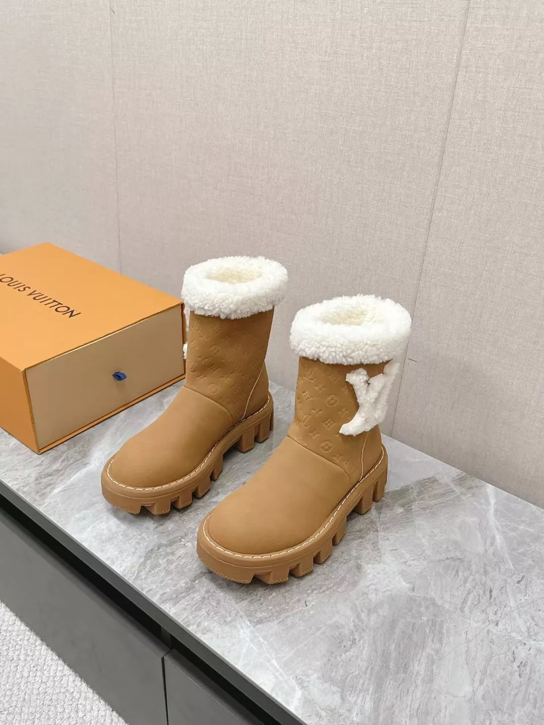 EasyMatch 7653 Louis Vuitton Boots For Women