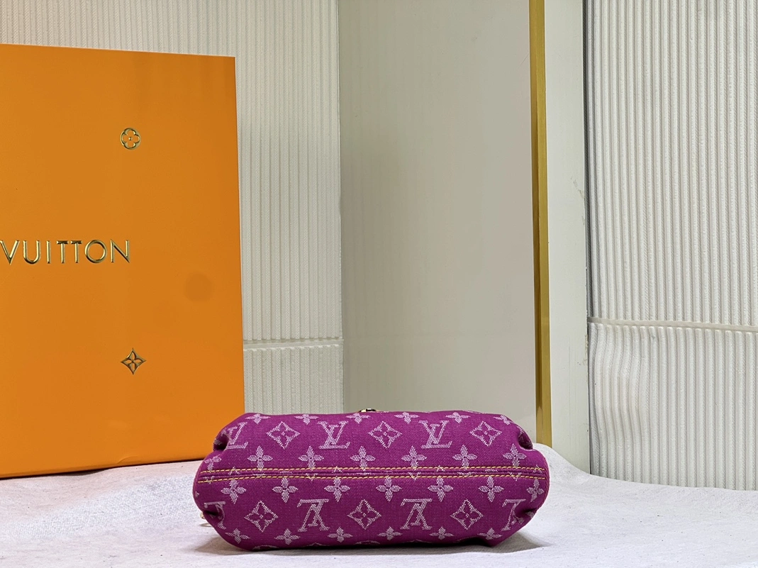 EasyMatch 7758 Louis Vuitton AAA Quality Shoulder Bags For Women