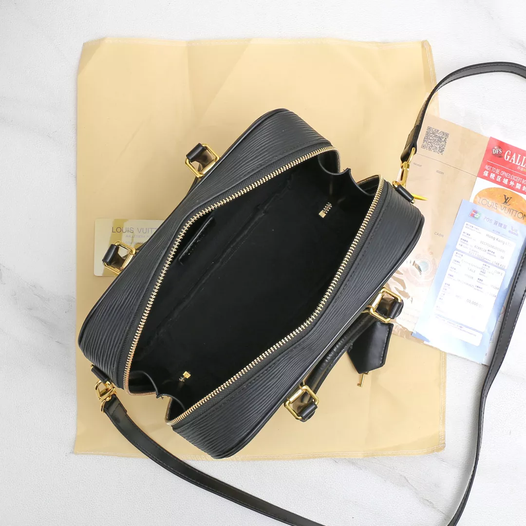 EasyMatch 834 Louis Vuitton HandBags For Women