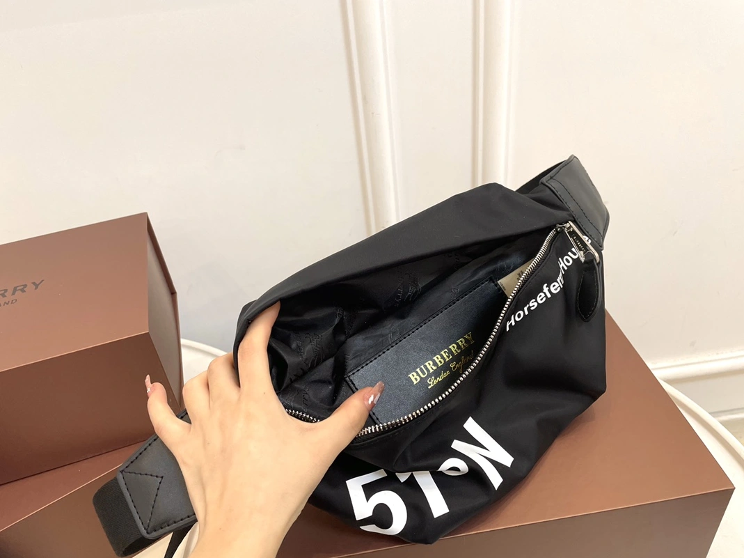 EasyMatch 8704 Burberry AAA Quality Belt Bags For Unisex