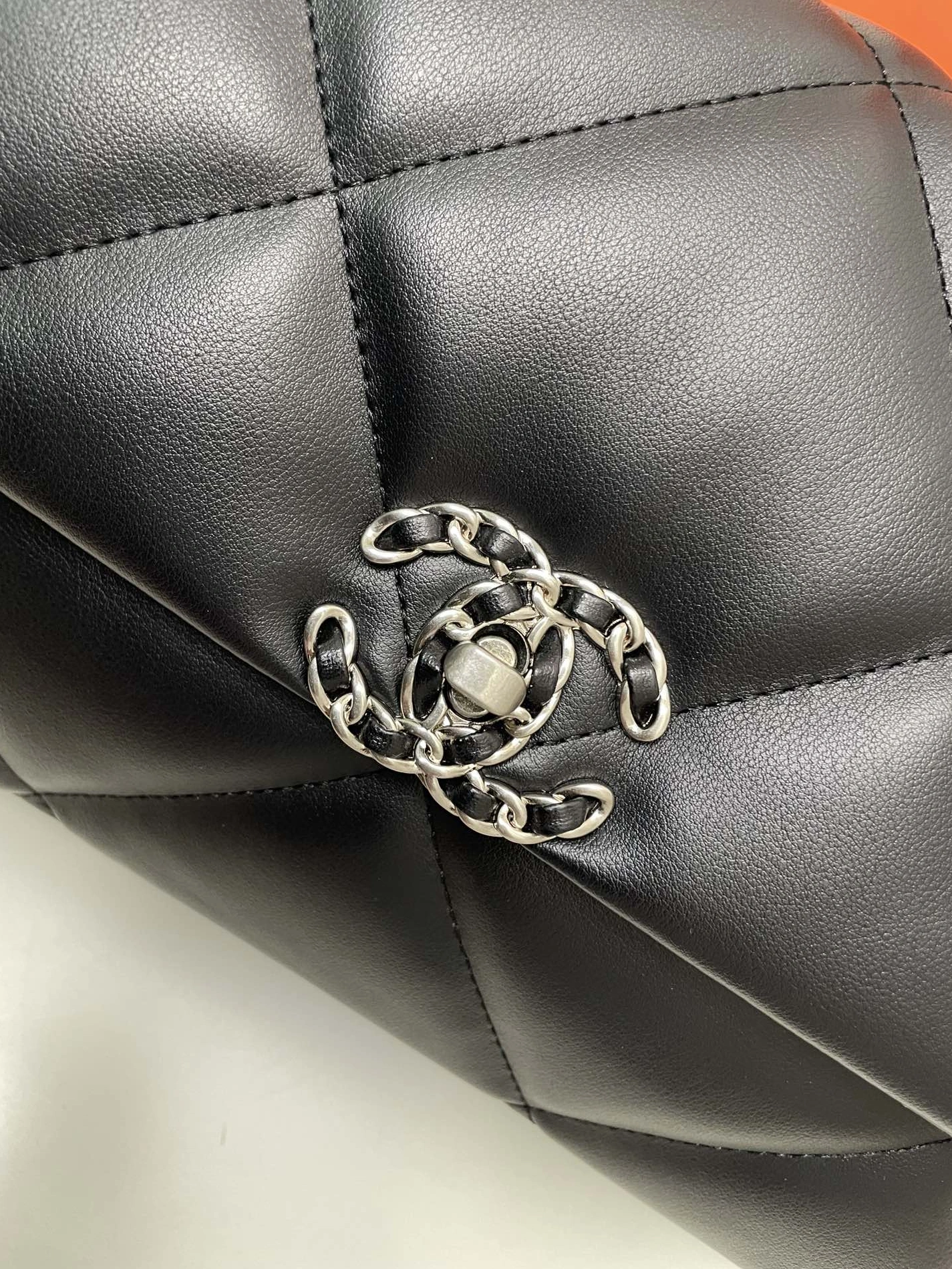 EasyMatch 8974 Chanel AAA Quality Shoulder Bags For Women