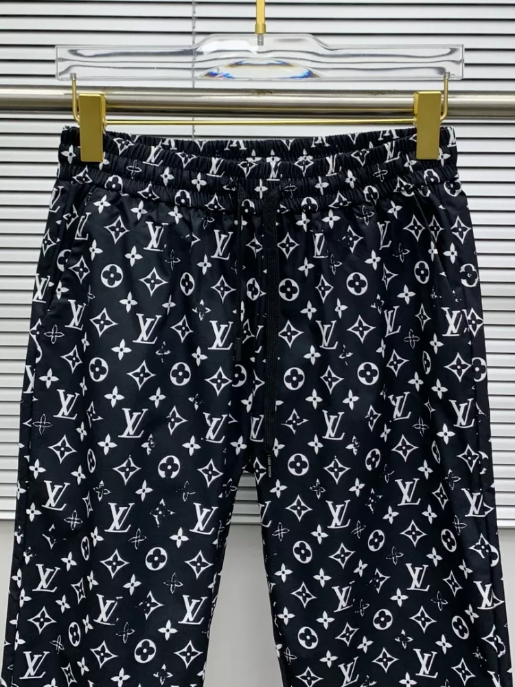 EasyMatch 9024 Louis Vuitton LV Pants For Men