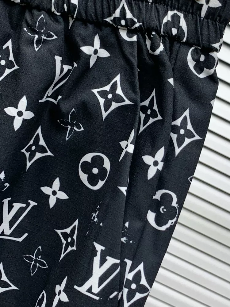 EasyMatch 9024 Louis Vuitton LV Pants For Men