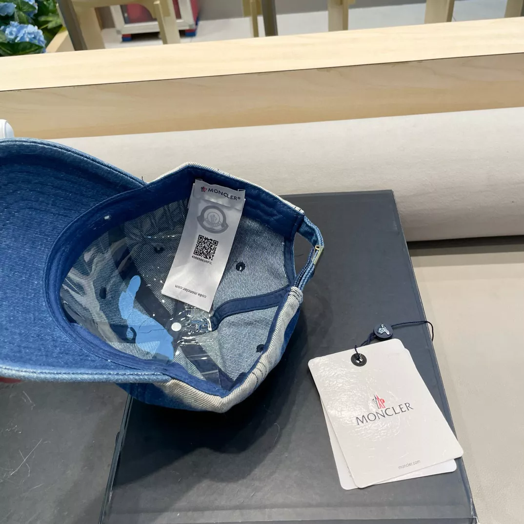 EasyMatch 9053 Moncler Caps