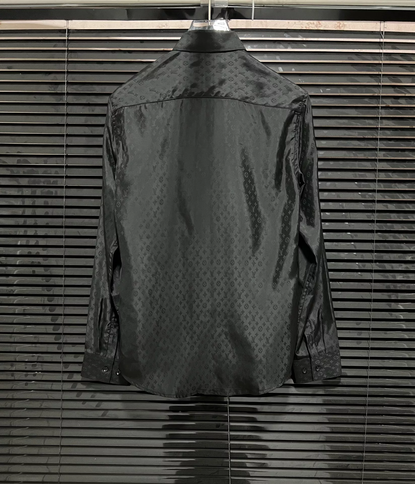 EasyMatch 9095 Louis Vuitton LV Shirts Long Sleeved For Men