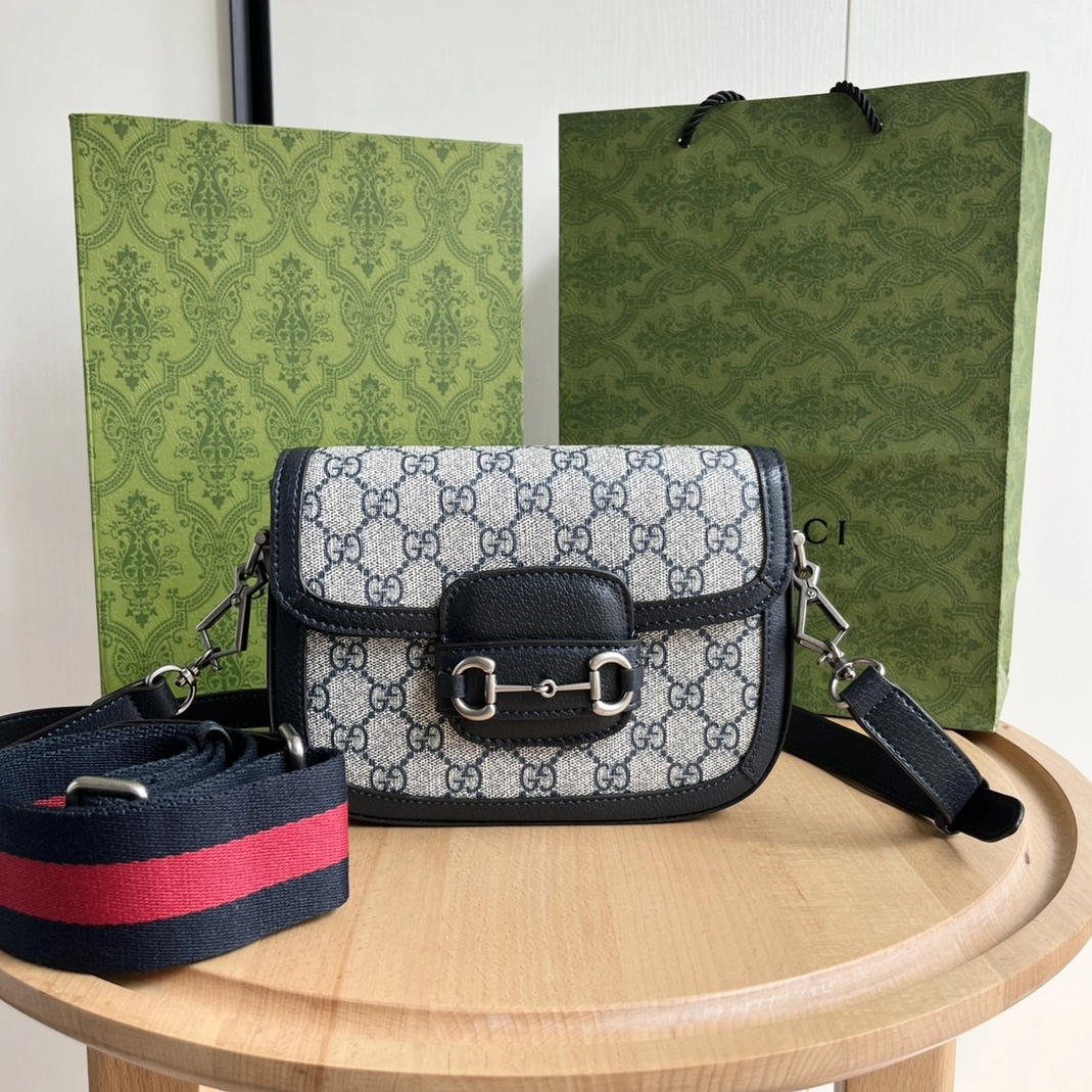 EasyMatch 9210 Gucci AAA Quality Messenger Bags For Women