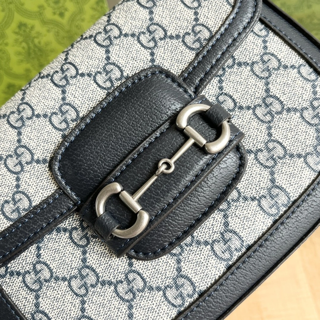 EasyMatch 9210 Gucci AAA Quality Messenger Bags For Women