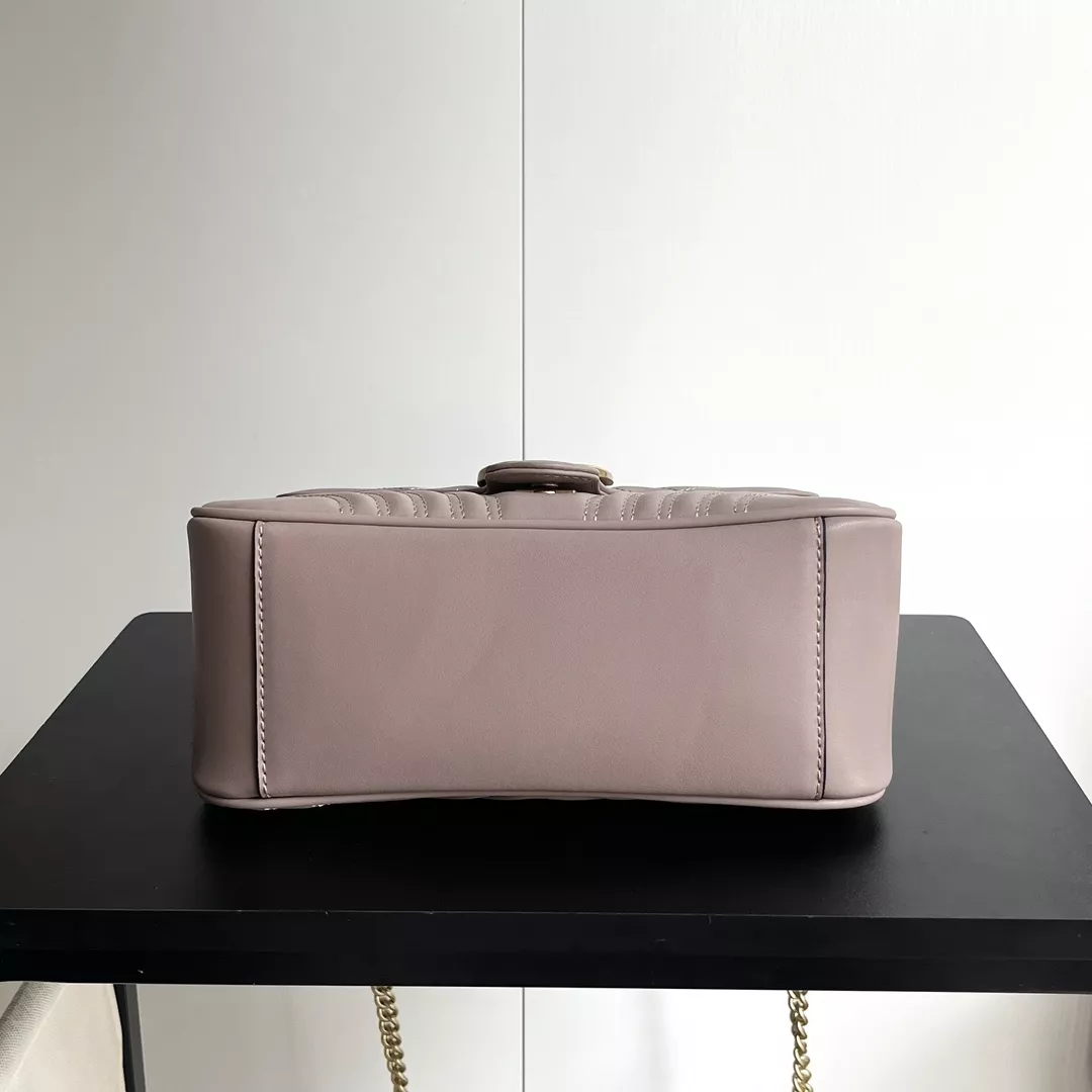 EasyMatch 929 Gucci AAA Quality Messenger Bags For Women