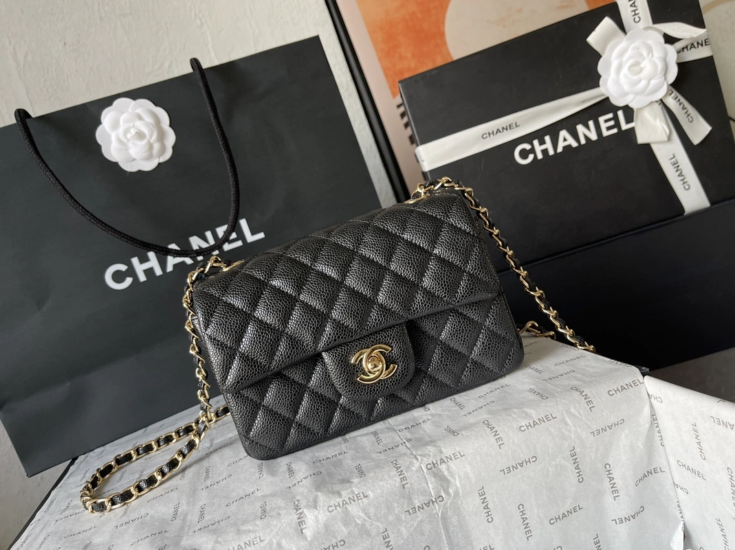 EasyMatch 9428 Chanel AAA Quality Messenger Bags For Women