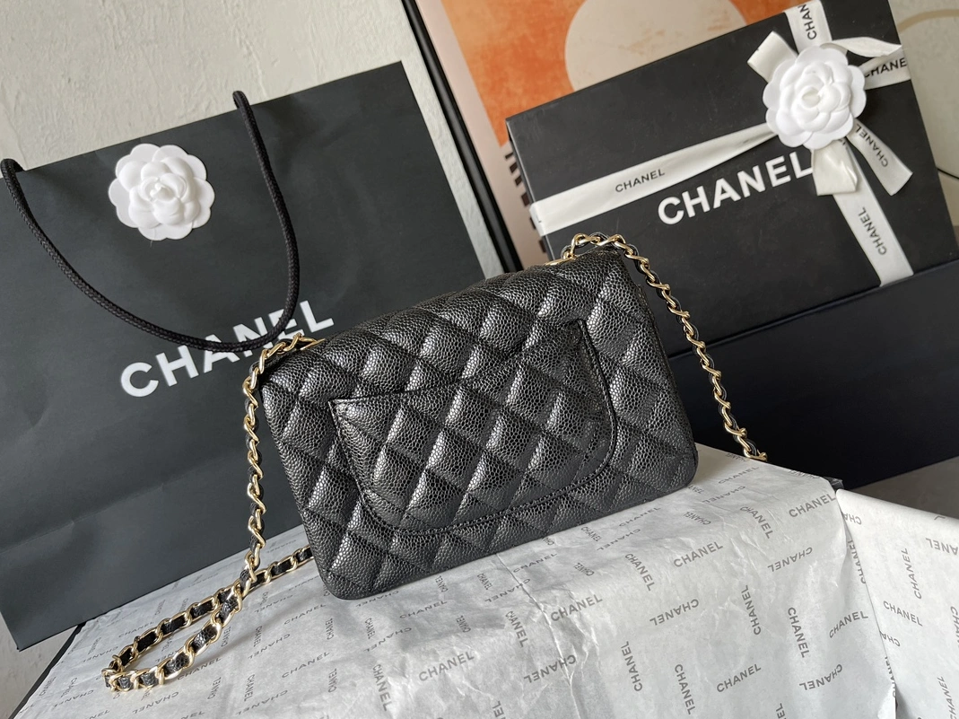 EasyMatch 9428 Chanel AAA Quality Messenger Bags For Women