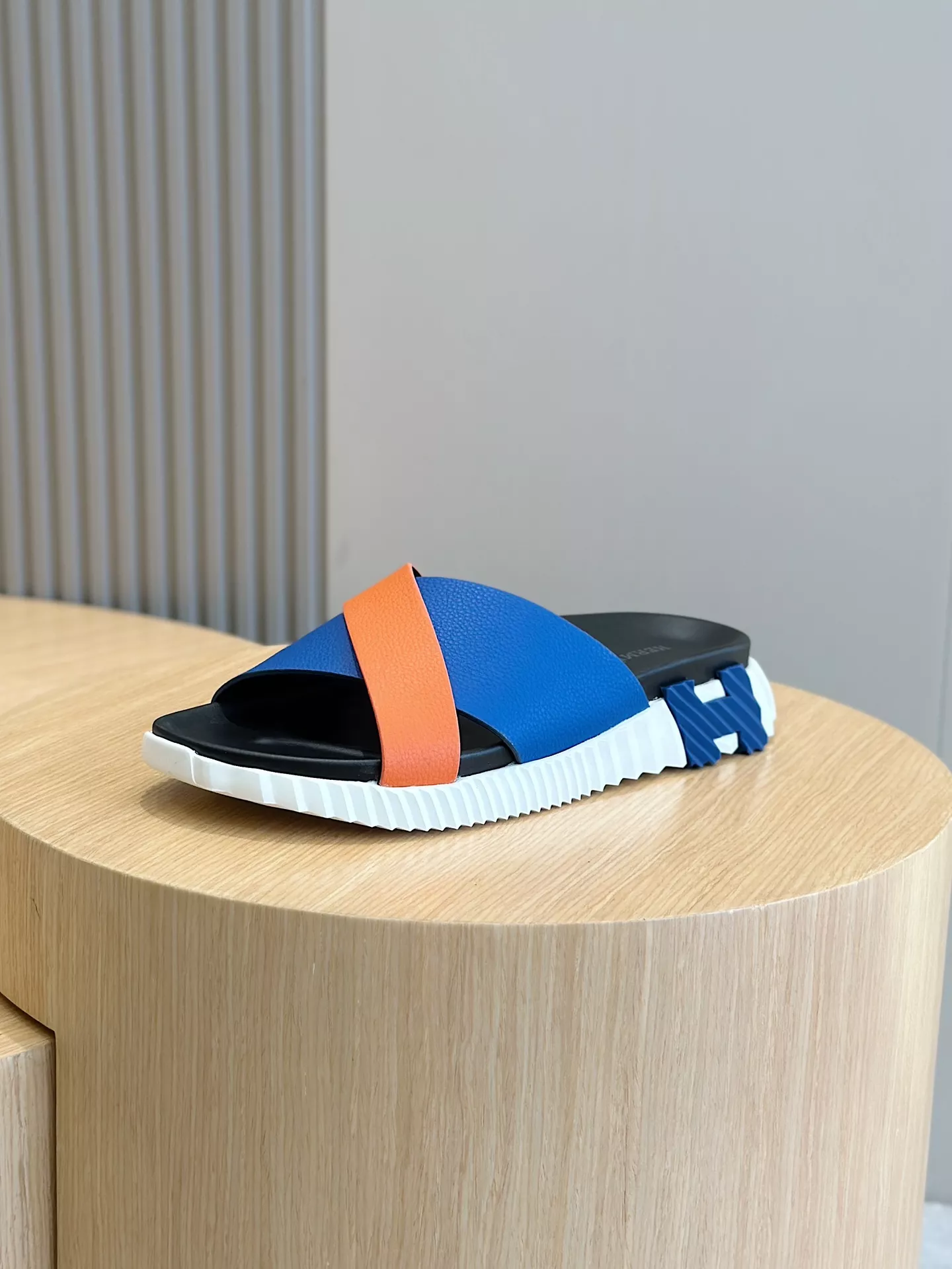 EasyMatch 9474 Hermes Slippers For Men