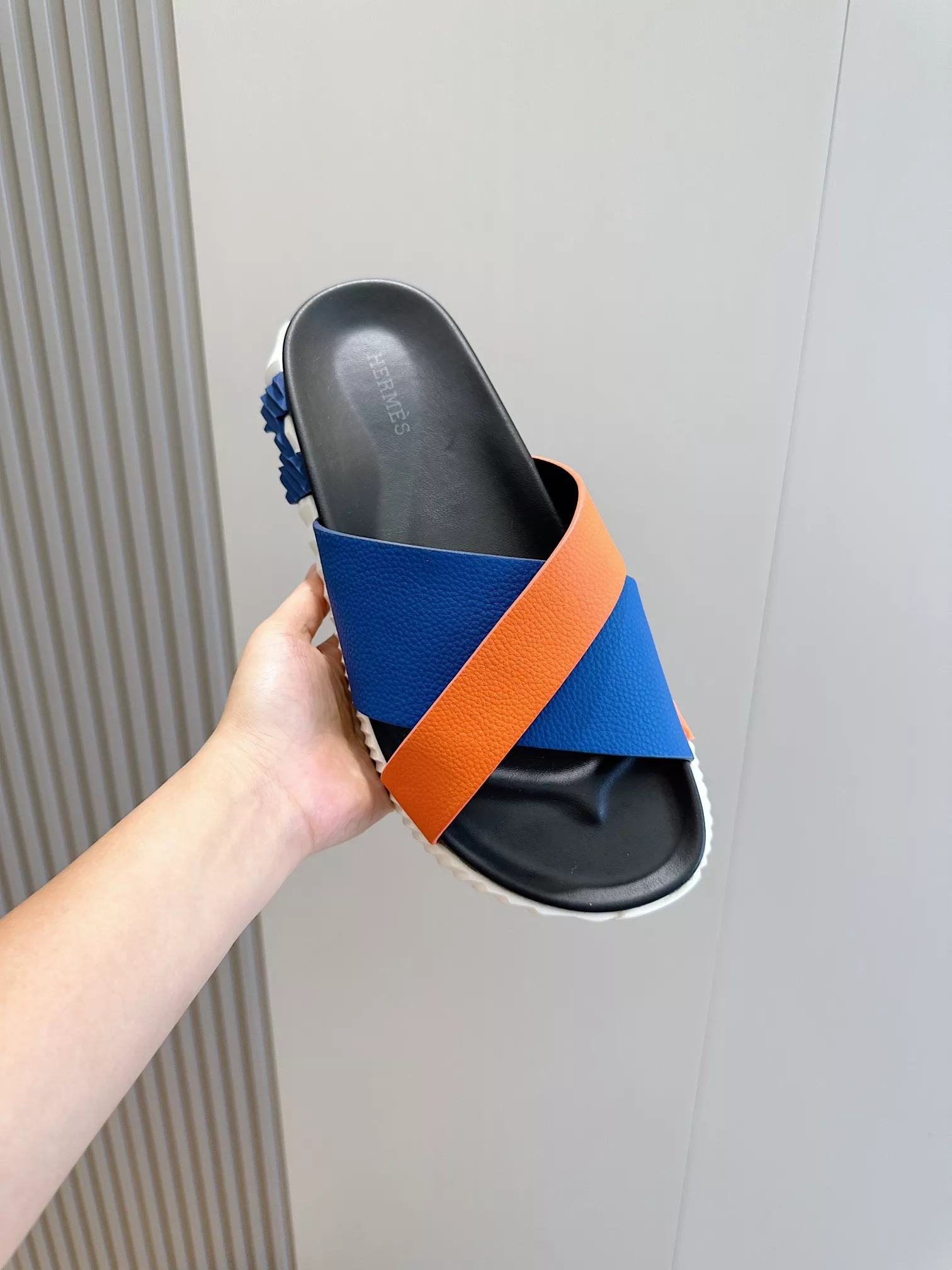 EasyMatch 9474 Hermes Slippers For Men