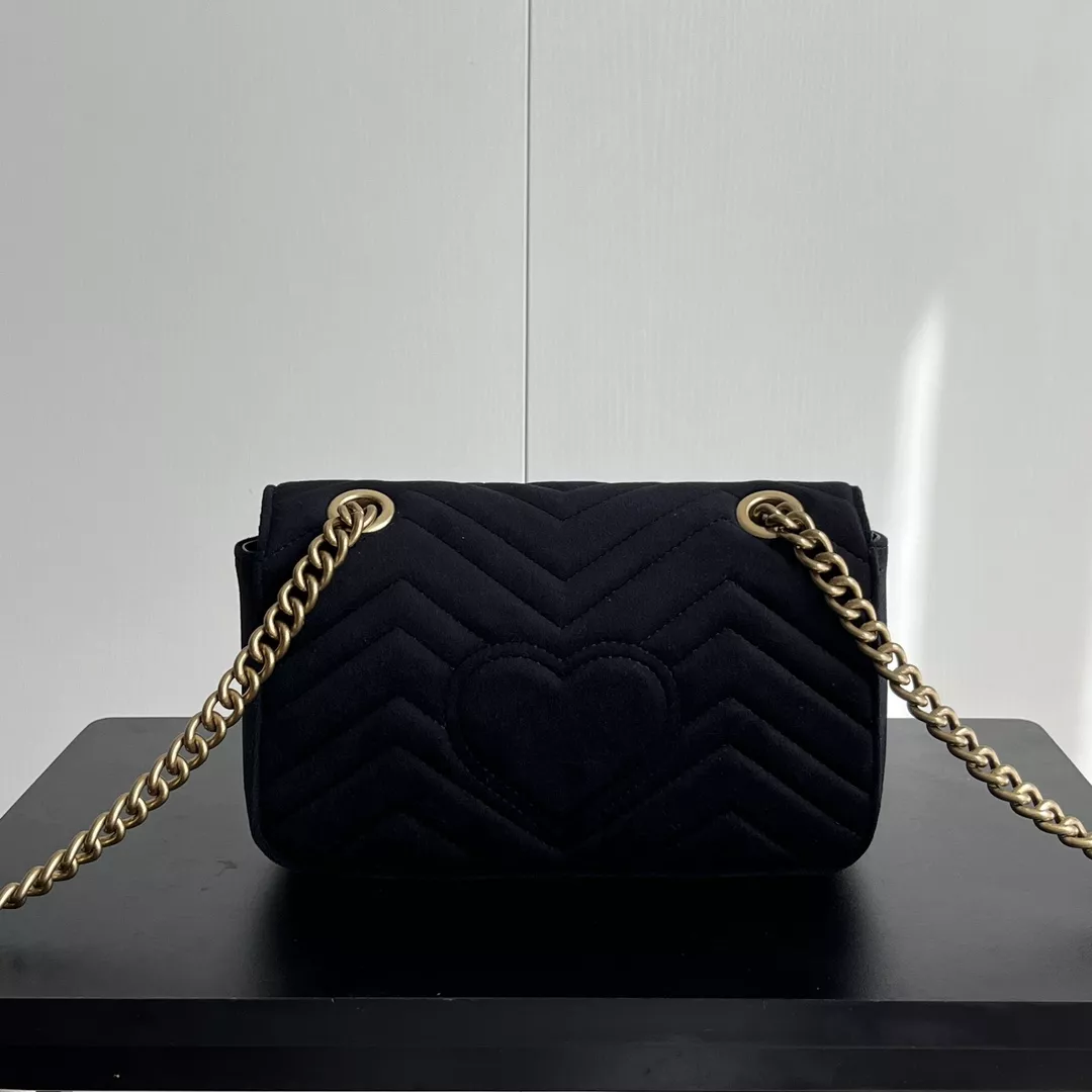 EasyMatch 9498 Gucci AAA Quality Messenger Bags For Women
