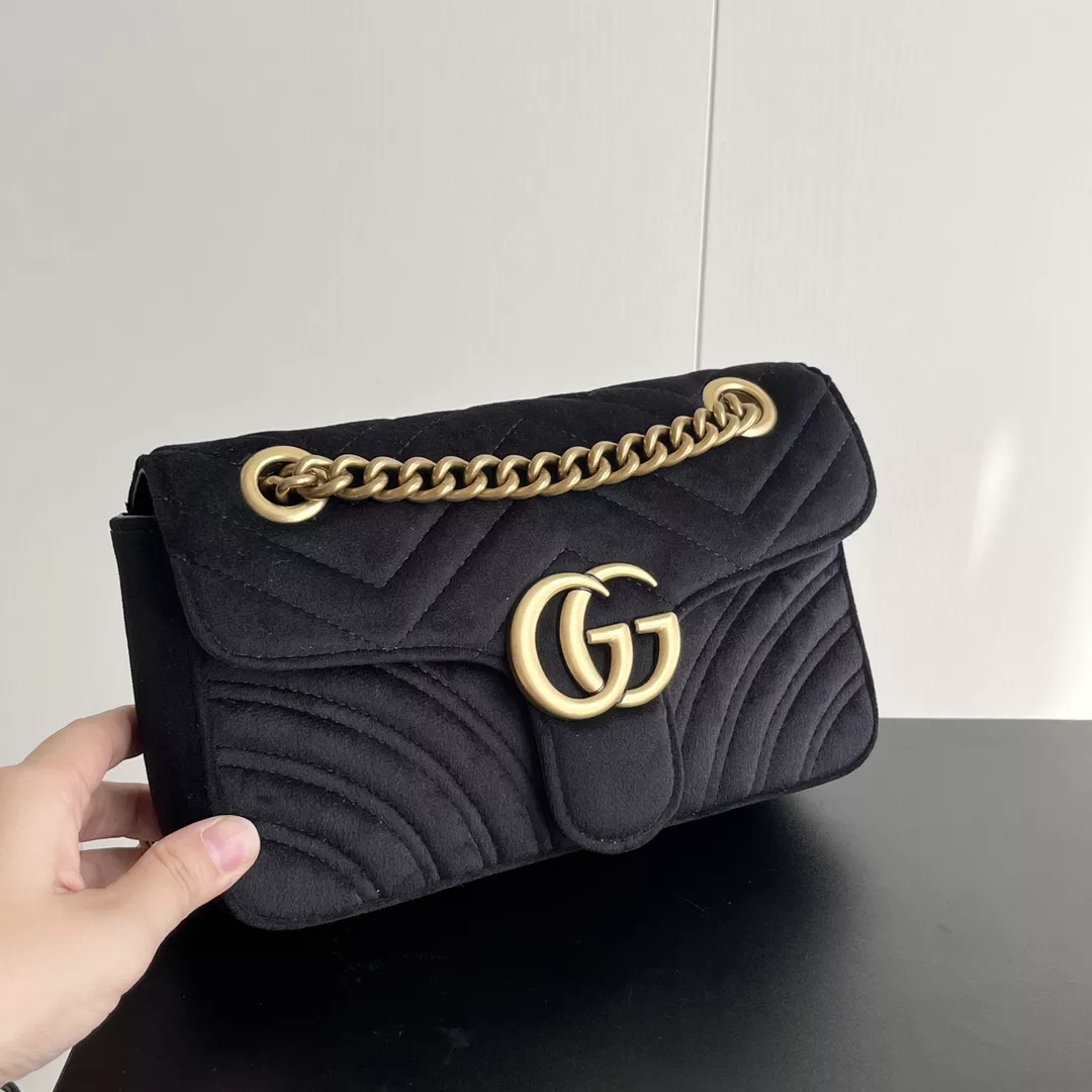 EasyMatch 9498 Gucci AAA Quality Messenger Bags For Women